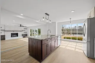 214 Shoreline Drive, New Bern, NC 28562 – photo 17: 34-web-or-mls-DSC_0853