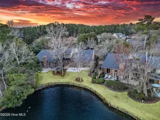 1751 Signature Place, Wilmington, NC 28405 — 3-bedroom condo in Landfall, Wilmington, NC, photo 8 of 53: 008_001_dji_0467_copy_461_454