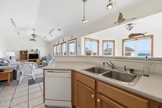 1821 S Shore Drive, Surf City, NC 28445 – photo 15: 32-web-or-mls-_RAD2797