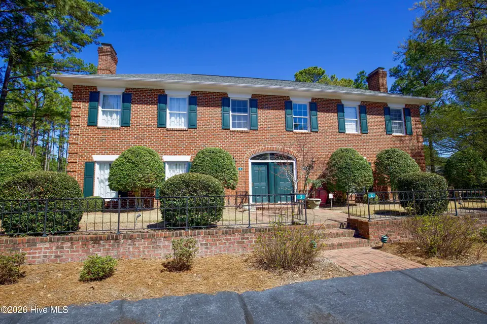 3 Drayton Court, Southern Pines, NC 28387 – photo 1 of 42: 3 Drayton Ct-51
