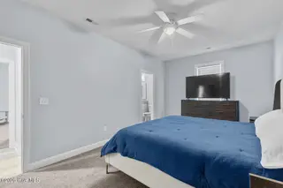 402 King Richard Court, Jacksonville, NC 28546 – photo 15: king-15