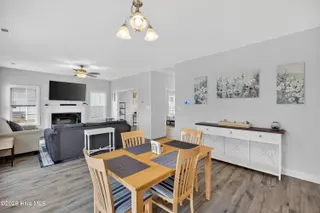 637 Indigo Johnston Drive, Jacksonville, NC 28546 – photo 16: 637IndigoJohnstonDrive-23