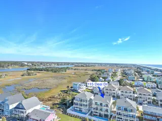 115 Deal Drive, Holden Beach, NC 28462 — 5-bedroom home in Deal, Holden Beach, NC, photo 4 of 70: 115DealDr - 82