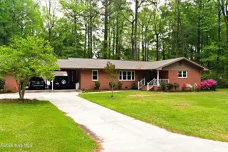 705 N Edgewood Circle, Whiteville, NC 28472 – photo 2: House 2