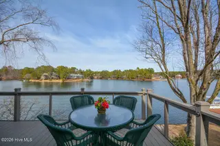 6 Westlake Pointe Drive, Pinehurst, NC 28374 — 3-bedroom home in Westlake Pointe, Pinehurst, NC, photo 18 of 67: 6WestlakePointeDr-058