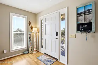 315 Brunswick Avenue W, Holden Beach, NC 28462 – photo 5: 7_315_brunswick_ave_w_007