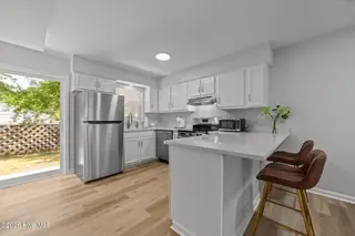 101 David Drive B1, Greenville, NC 27858 – photo 7: 13-web-or-mls-LHV_6198