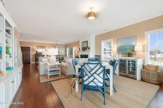 122 Front Street & Slip #5, Beaufort, NC 28516 — 4-bedroom home, Beaufort, NC, photo 20 of 63: Sitting area