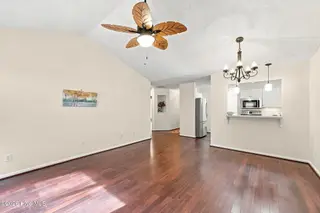 320 Hiscott Lane 320, Pinehurst, NC 28374 – photo 11: 18-web-or-mls-IMG_1074 - edited