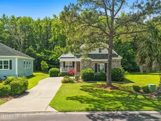 777 Marsh Rose Path NW, Calabash, NC 28467 — 4-bedroom home in Meadowlands, Calabash, NC, photo 3 of 54: 1-web-or-mls-CAMMediaLLC.com (14 of 50)