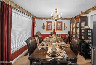 2917 Ellsworth Drive, Greenville, NC 27834 – photo 8: 13_2917_Ellsworth_Drive-Dining_room-0007