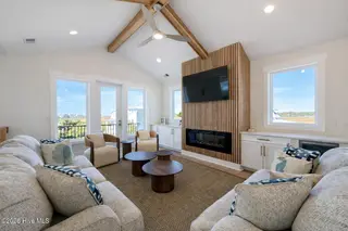 313 E Second Street, Ocean Isle Beach, NC 28469 – photo 5: 313 E Second St Ocean isle Beach