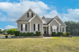 3918 Caitlin Drive, Battleboro, NC 27809 – photo 12: 002-3918CaitlinDrive-RedOak-NC-27809-FUL