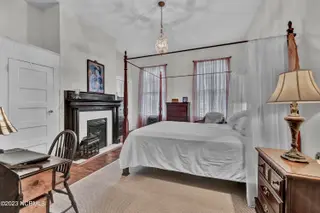 106 S 5th Avenue, Wilmington, NC 28401 – photo 18: First Floor Bedroom 1