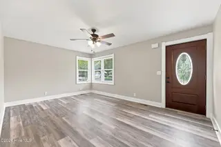 405 Greenview Drive N, Greenville, NC 27834 – photo 4: 15-web-or-mls-IMG_0014