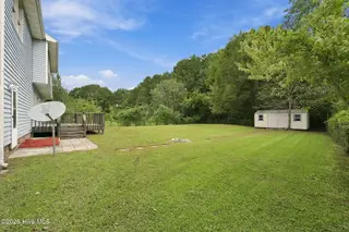 806 Mandarin Trail, Jacksonville, NC 28540 — 3-bedroom home in Mallard Creek, Jacksonville, NC, photo 20 of 51: 21-web-or-mls-20