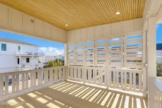 606 S Topsail Drive, Surf City, NC 28445 – photo 7: IMG_2784