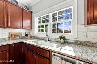 209 Barkside Lane, New Bern, NC 28562 — 4-bedroom home in Hunters Ridge, New Bern, NC, photo 10 of 46: 32-web-or-mls-0C0A7118