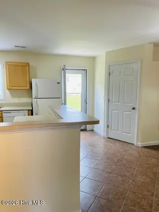312 Comanche Trail, Havelock, NC 28532 – photo 14: IMG_6121