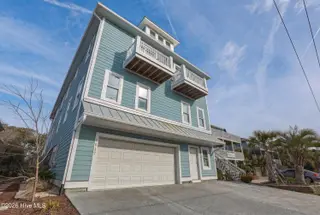1617 S Shore Drive, Surf City, NC 28445 – photo 5: 9_1617_s_shore_dr_009