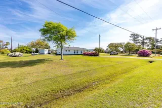 187 Mullens Drive, Harkers Island, NC 28531 – photo 7: 187 Mullens Dr