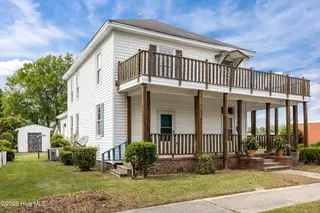 1400 Chestnut Street, Greenville, NC 27834 – photo 2: .