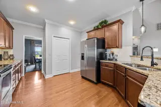 2208 Birch Hollow Drive, Winterville, NC 28590 – photo 11: Kitchen