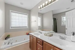 141 Weste Avenue, Jacksonville, NC 28540 – photo 22: Primary Bath