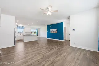 215 Lake Tyler Drive, New Bern, NC 28560 – photo 6: 42-web-or-mls-DSC_5508