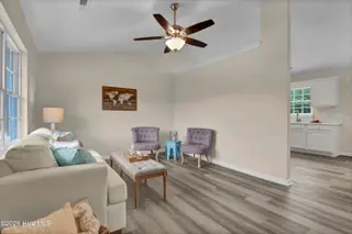 121 Starkys Creek Court, Maysville, NC 28555 — 3-bedroom home in Cross Creek, Maysville, NC, photo 6 of 30