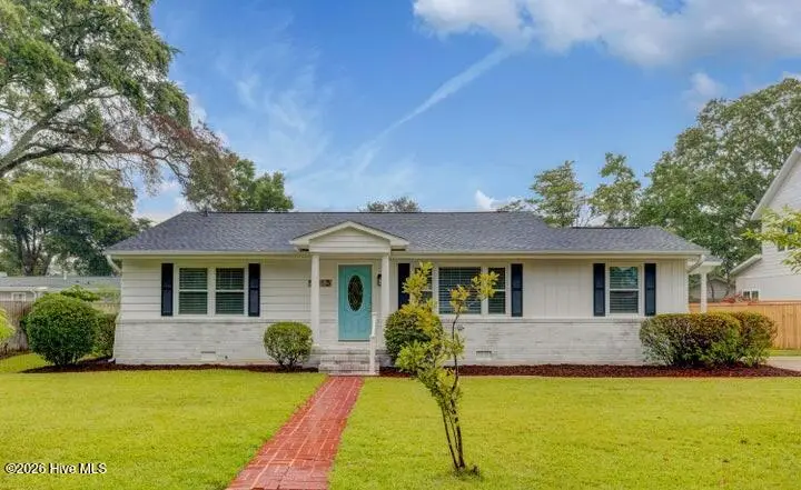5413 Park Avenue, Wilmington, NC 28403 – photo 1 of 1: Front view