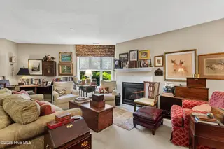 4106 Breezewood Drive Apt 102, Wilmington, NC 28412 – photo 7: 7_living room
