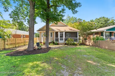 609 Spartanburg Ave, Carolina Beach