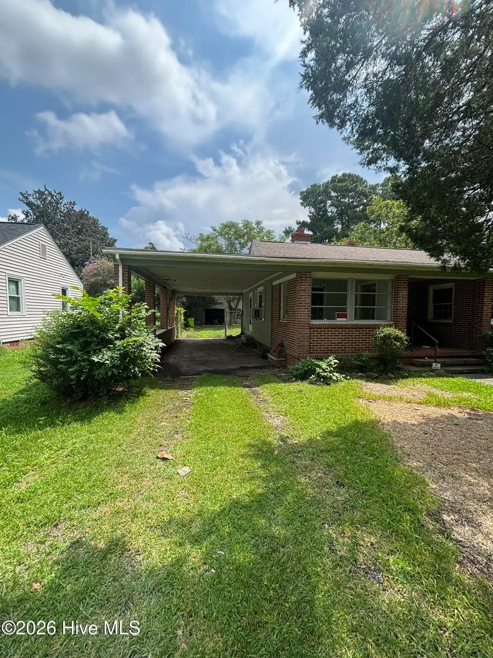 502 Jefferson Avenue, New Bern, NC 28560 – photo 1 of 15: Front