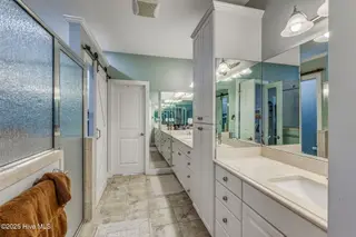 2115 Hidden Harbor Drive, New Bern, NC 28562 – photo 22: Master bath