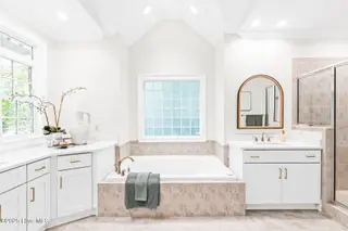 6932 Runningbrook Terrace, Wilmington, NC 28411 — 5-bedroom home in Demarest Landing, Wilmington, NC, photo 6 of 53: Primary Bathroom