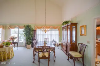 6 Westlake Pointe Drive, Pinehurst, NC 28374 — 3-bedroom home in Westlake Pointe, Pinehurst, NC, photo 6 of 67: 6WestlakePointeDr-039