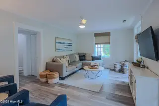 6111 Leeward Lane, Wilmington, NC 28409 — 5-bedroom home in Windward, Wilmington, NC, photo 9 of 48: southerland-WEB-8151