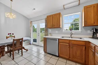2310 Ivy Road, Greenville, NC 27858 – photo 20: 021_DSC_4342