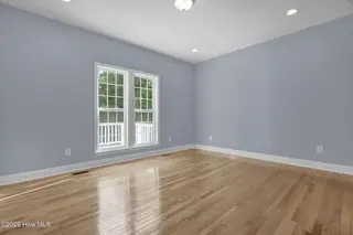 305 Hickory Lane, Hampstead, NC 28443 – photo 17