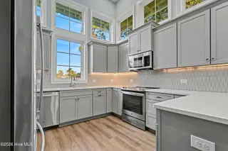 228 NE 41st Street, Oak Island, NC 28465 – photo 12: imgHP32