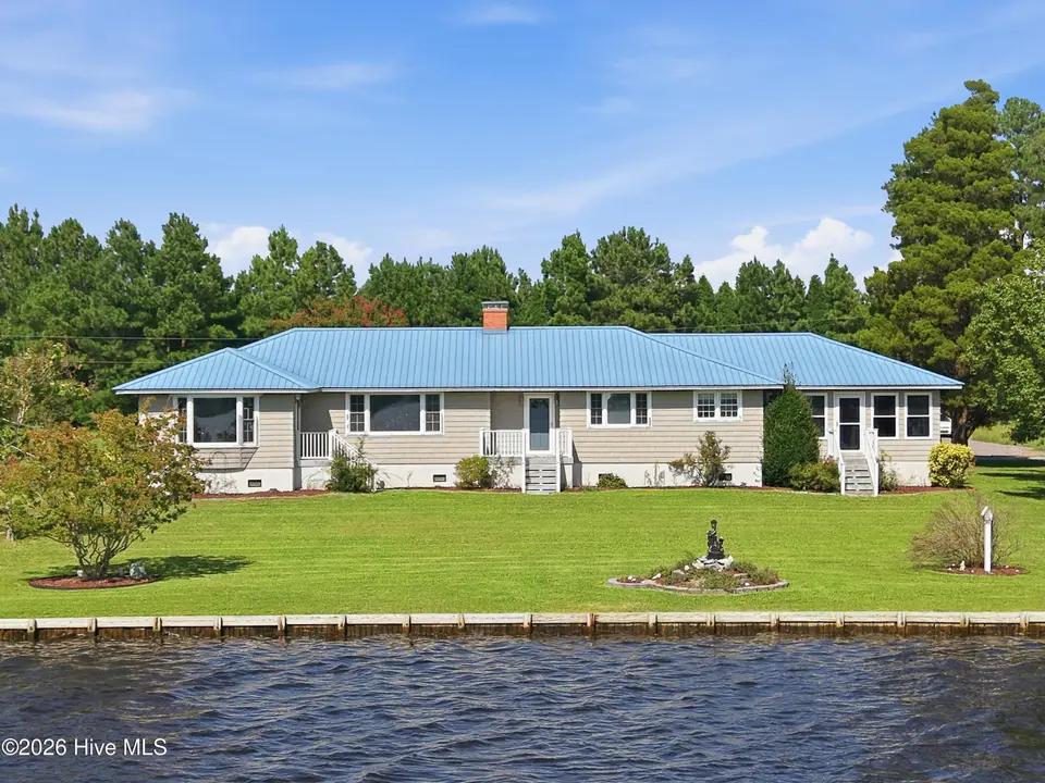 835 Foreman Lane, Belhaven, NC 27810 – photo 1 of 43: 835Foreman-1