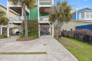 704 Ocean Boulevard 2, Carolina Beach, NC 28428 – photo 2: 704 Ocean Blvd 2