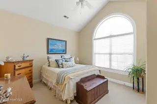 82 Highlands Drive, Hampstead, NC 28443 – photo 15: 024_82_highlands_drive_final-23_113