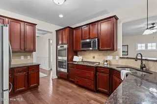 280 Wiregrass Lane, Southern Pines, NC 28387 – photo 8: 24-web-or-mls-DSC04240