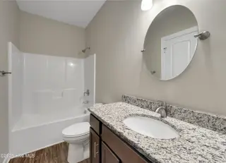 501 Millbrooke Circle, Elizabeth City, NC 27909 – photo 9: Full Bathroom