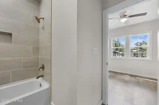 13 Central Boulevard, Wilmington, NC 28401 – photo 17: 19_bathroom