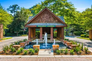 6932 Runningbrook Terrace, Wilmington, NC 28411 — 5-bedroom home in Demarest Landing, Wilmington, NC, photo 11 of 53: Community Entrance