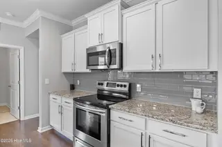 676 Seathwaite Lane SE, Leland, NC 28451 – photo 8: 19_kitchen
