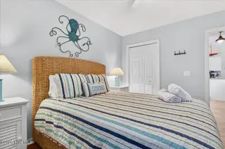328 NE 41st Street, Oak Island, NC 28465 – photo 19: 31-https---www